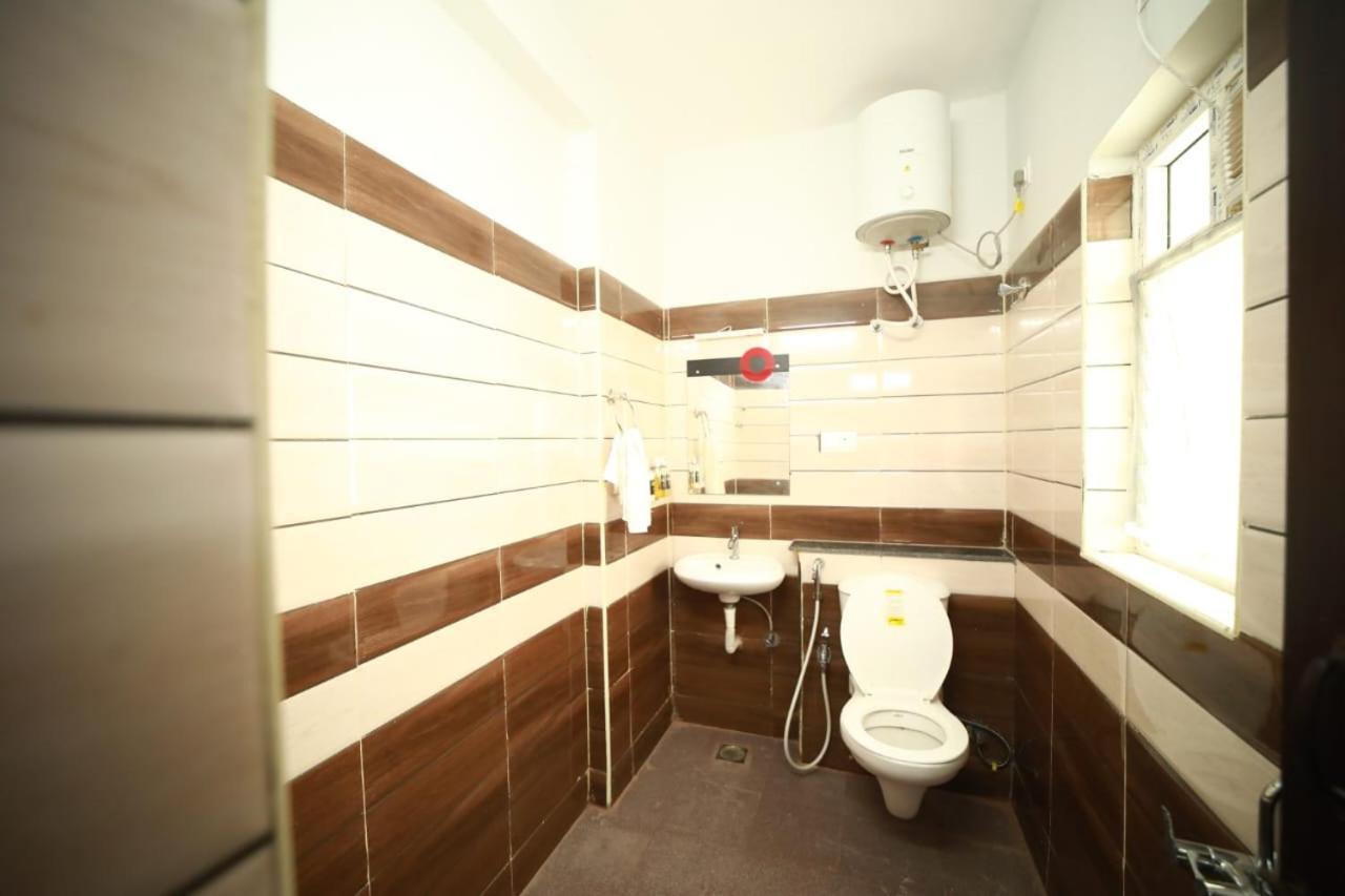 צ'נאי Mitra Inn Serviced Apartment מראה חיצוני תמונה