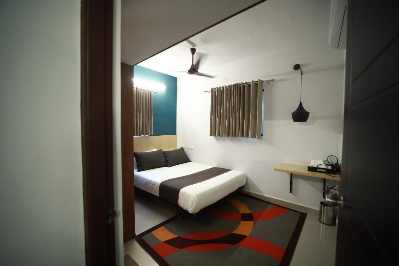 צ'נאי Mitra Inn Serviced Apartment מראה חיצוני תמונה